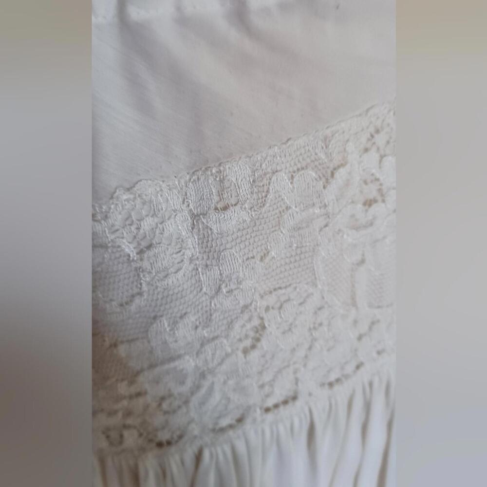 Vintage off white lace short skirt or petticoat - Picture 4 of 7
